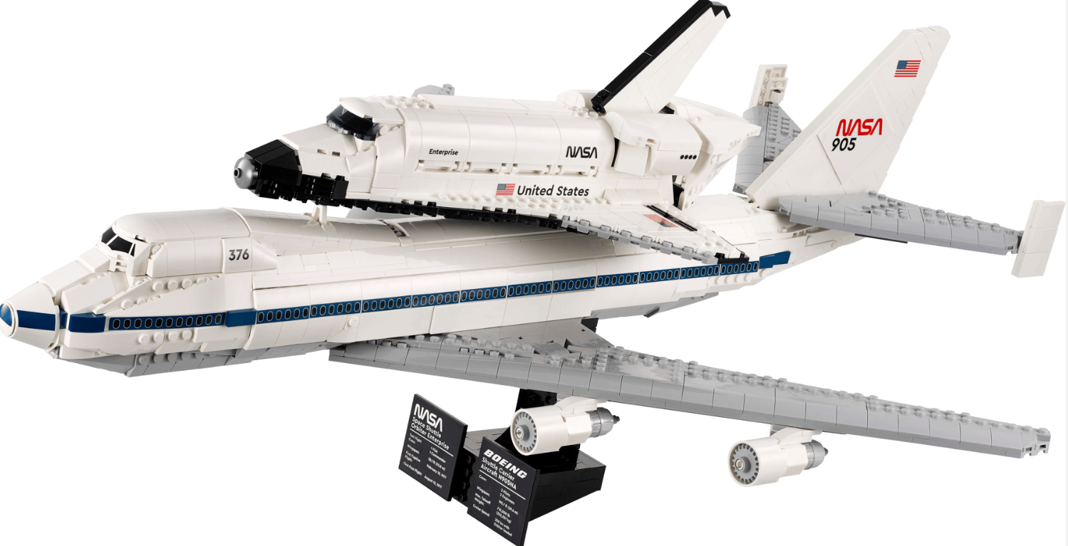 LEGO Le Shuttle Carrier Aircraft